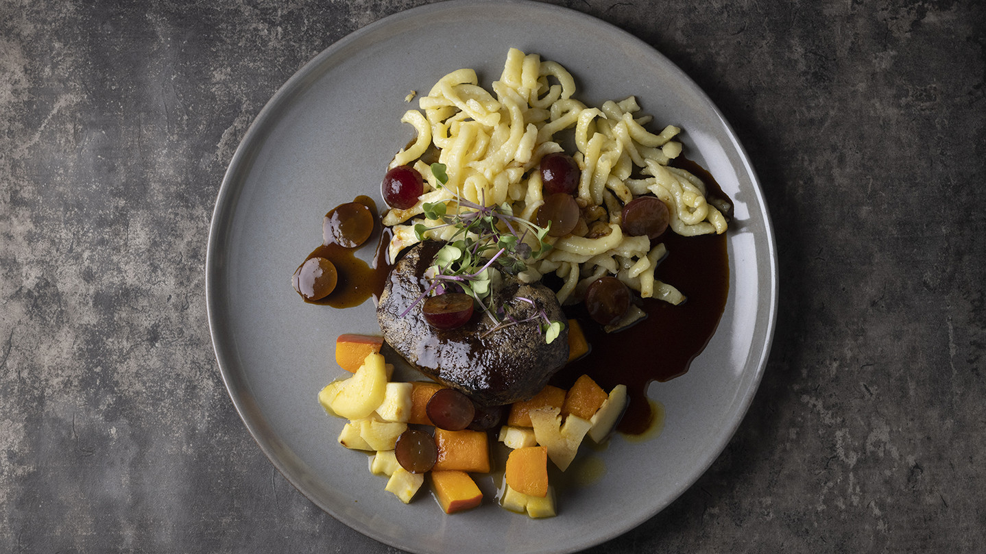 Braten Pfeffersauce | Grillgemüse | Spätzle 